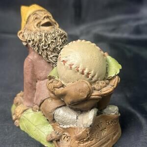 Tom Clark Gnome Figurine "I Don't Know" Baseball Cairn Studio 1995 #5294